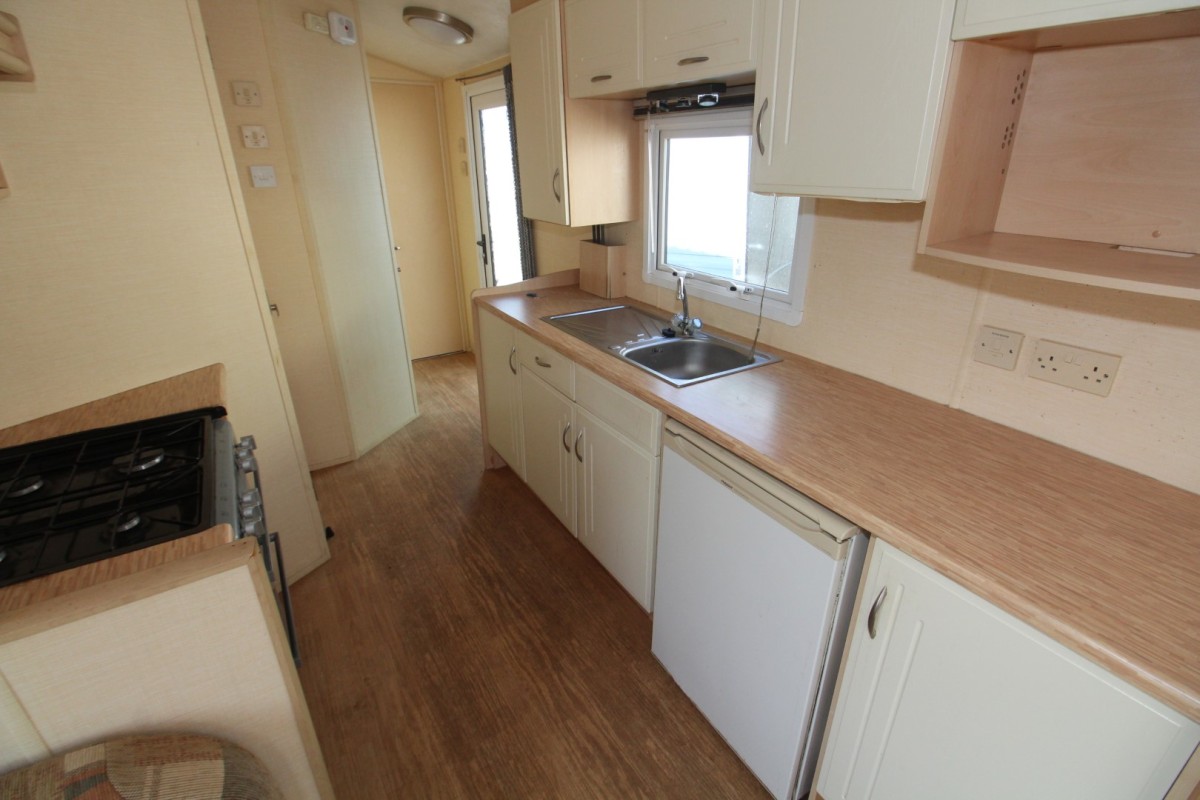 kitchen in the 2010 Willerby Herald Gold