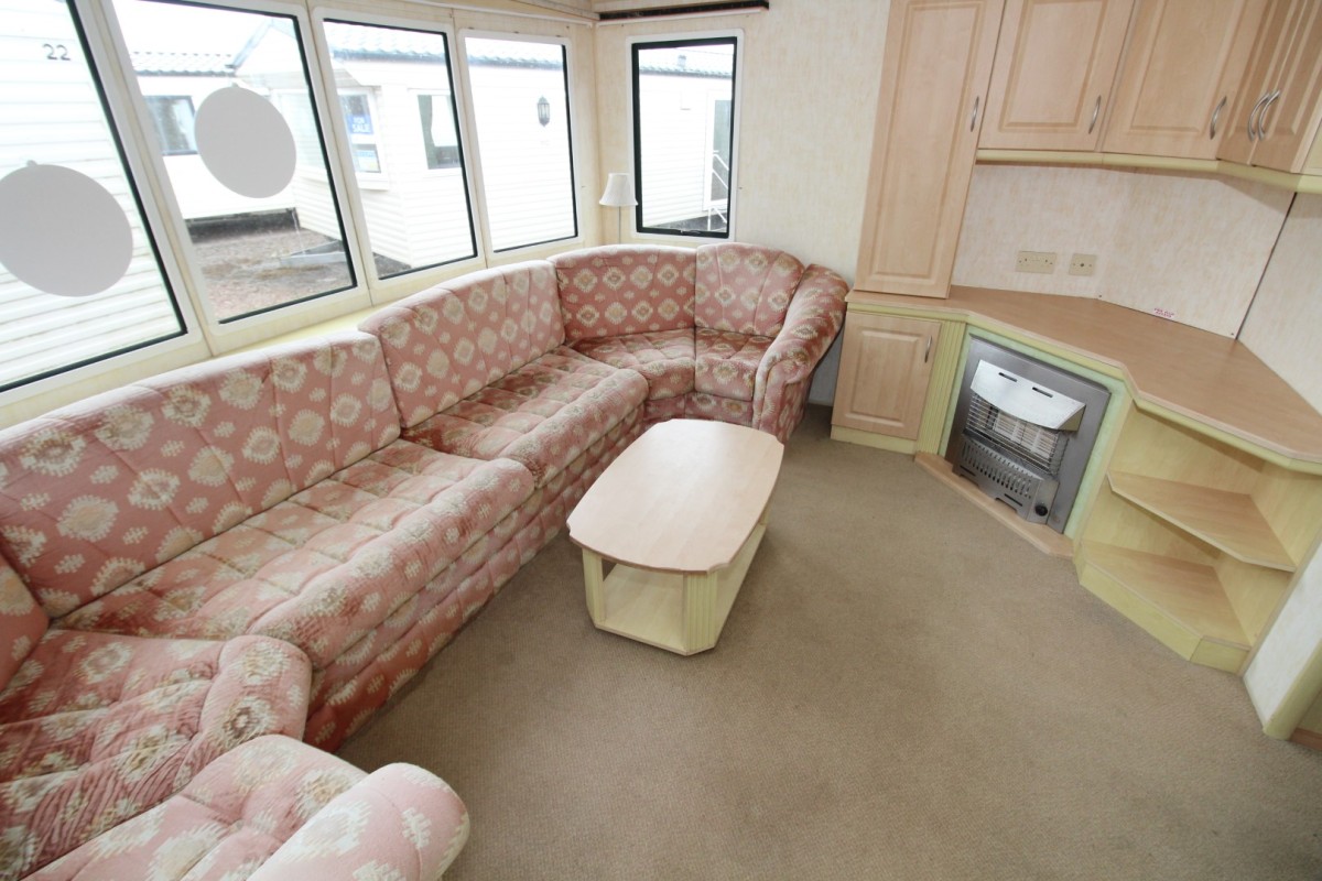 lounge to fire in the 2004 Willerby Westmorland