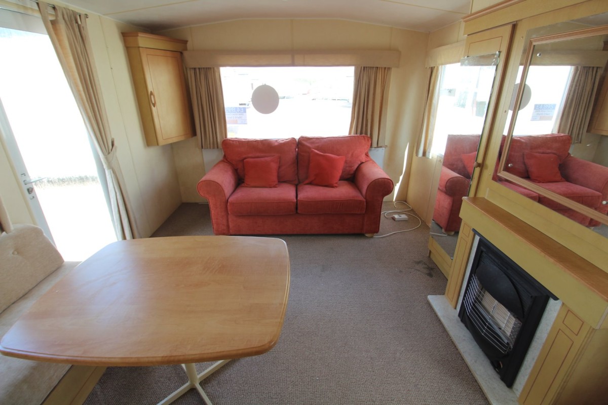 Living area with sofas in Oasis