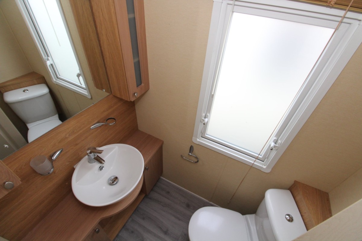 en-suite bathroom in the 2012 BK Grosvenor