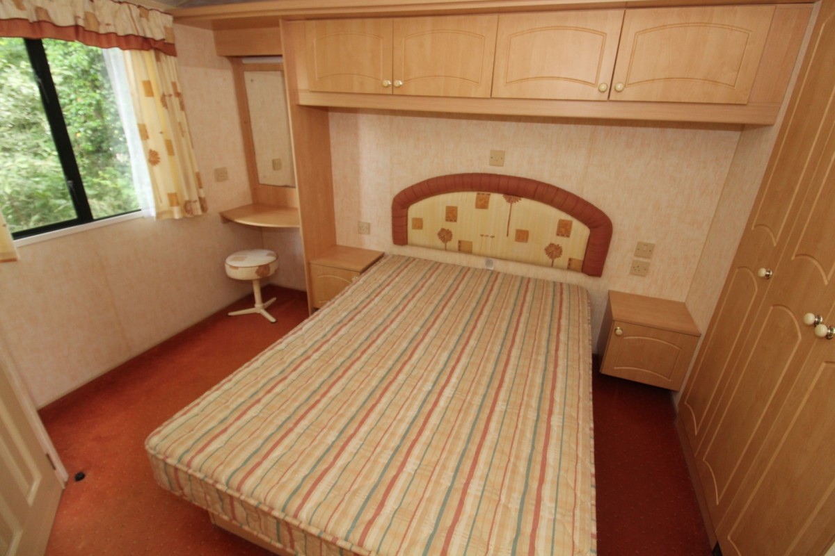 2005 Willerby Westmorland double bedroom