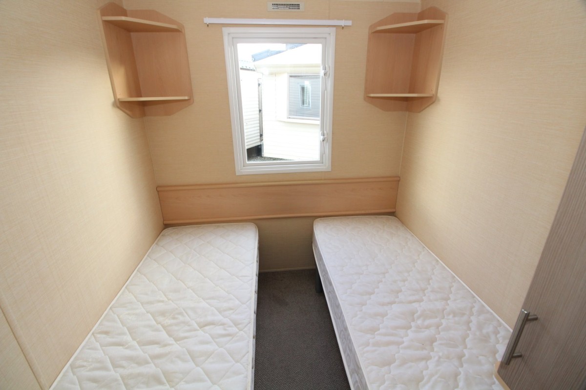 third bedroom in the 2011 Willerby Westcoast