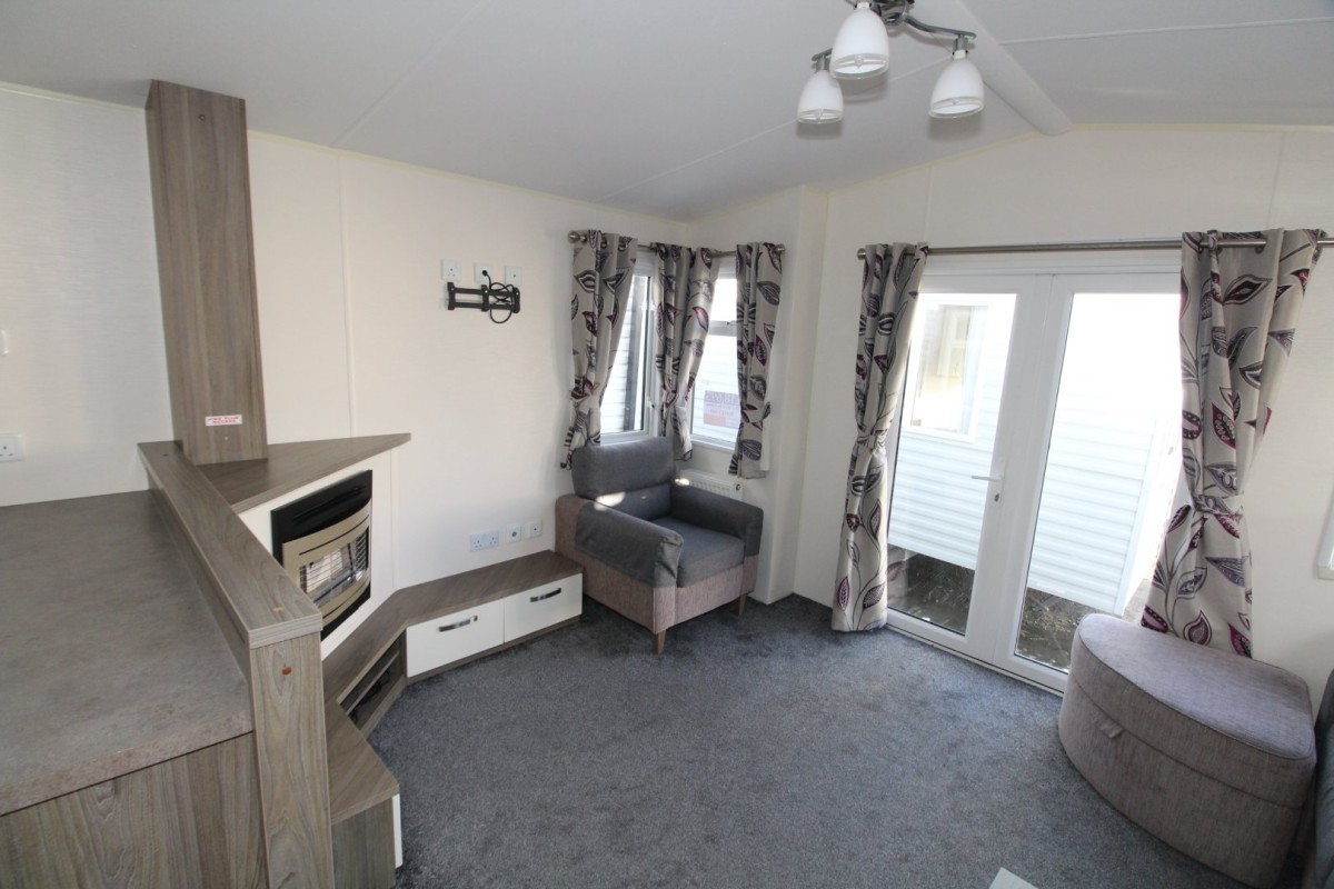 lounge to front doors in the 2015 Willerby Cameo