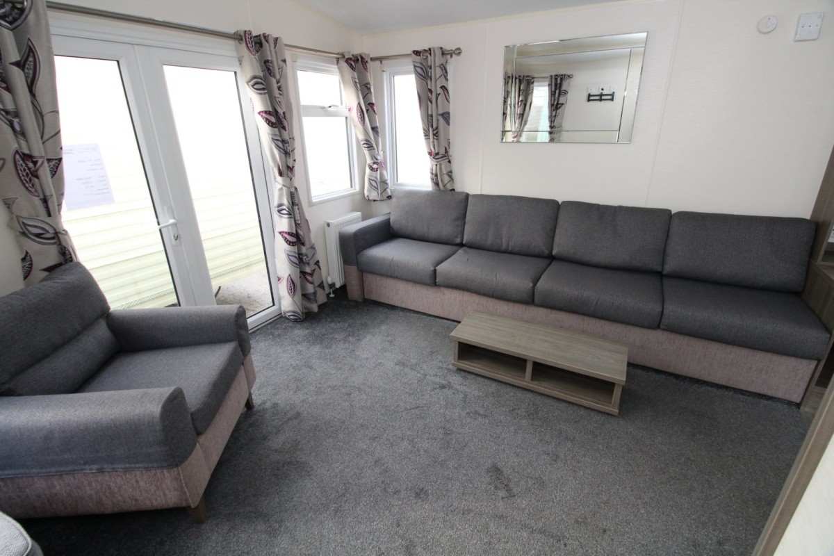 2015 Willerby Cameo lounge to front doors