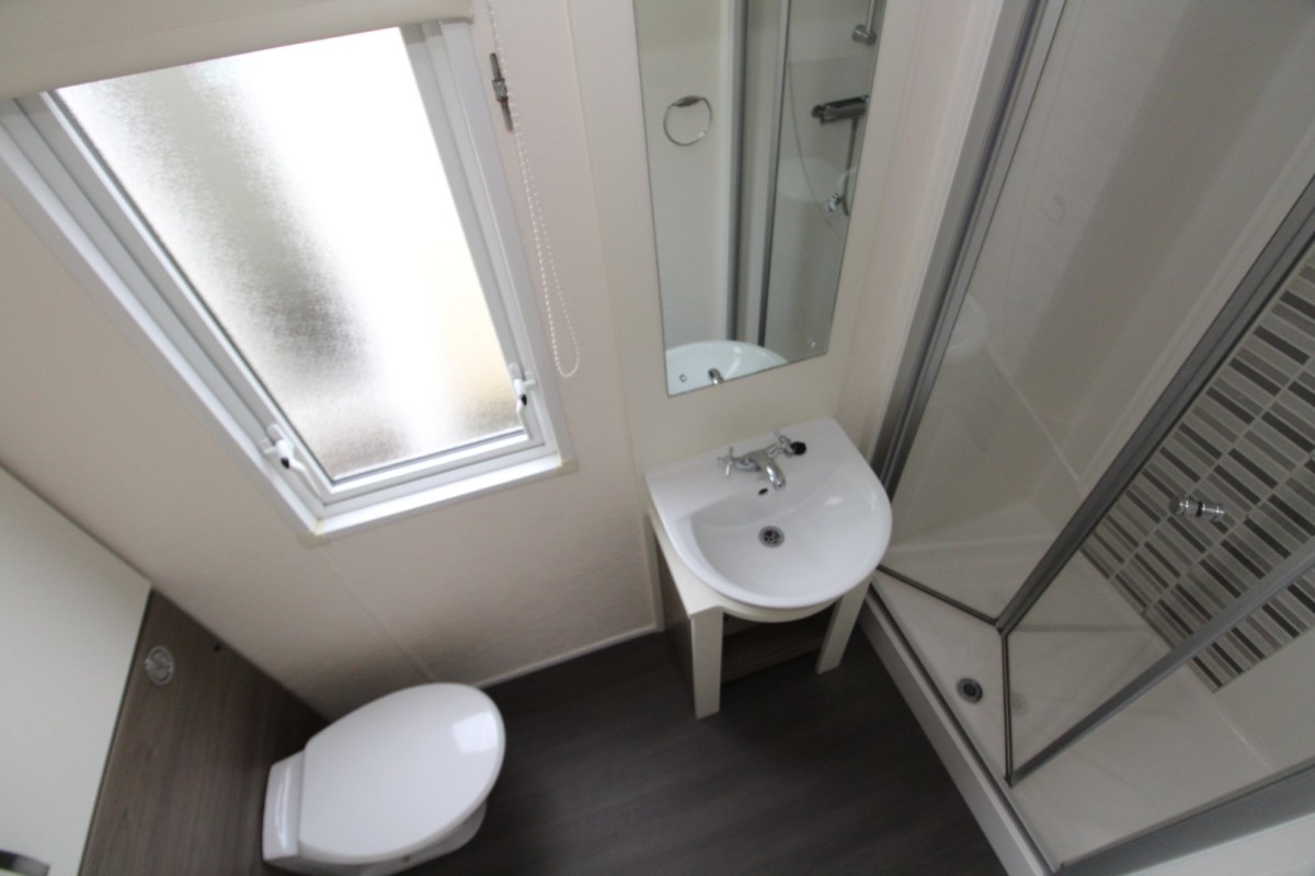 2015 Willerby Cameo family shower room