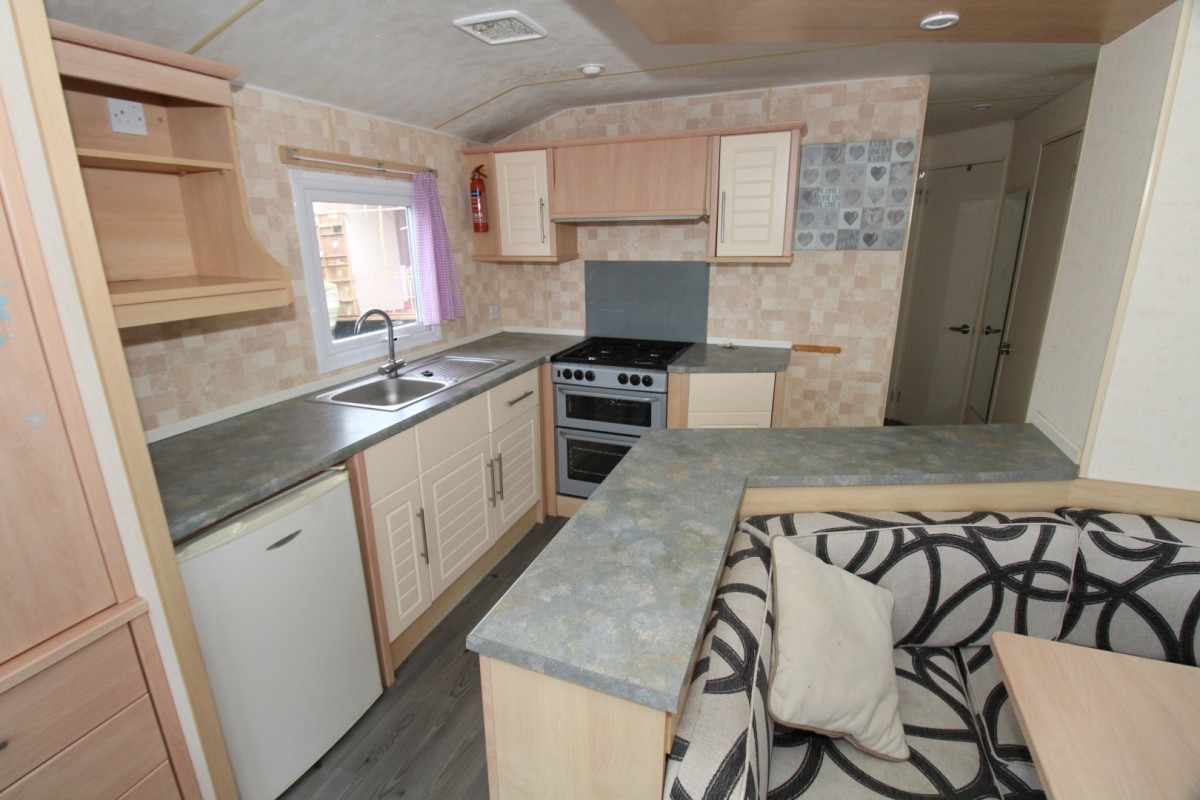 open plan kitchen in the 2007 Atlas Nevada 