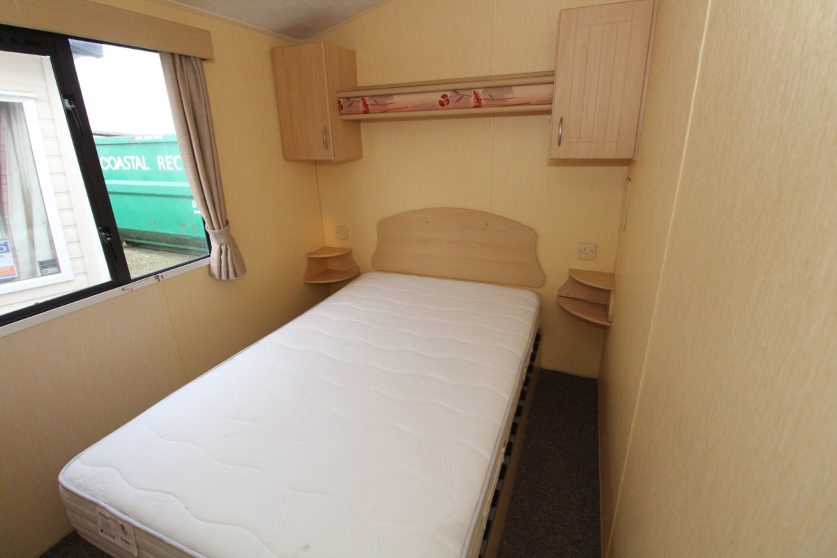 2007 Willerby Herald double bedroom