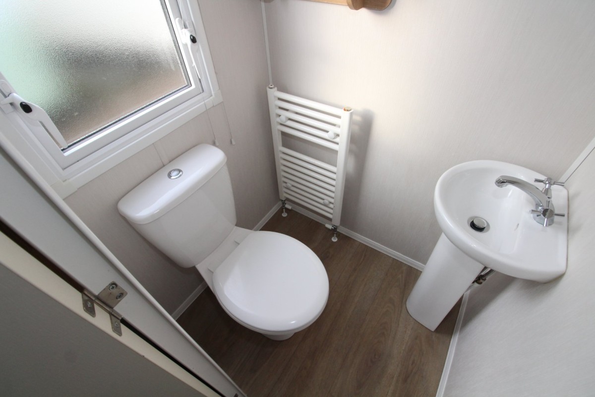 en-suite bathroom in the 2021 Willerby Kelston